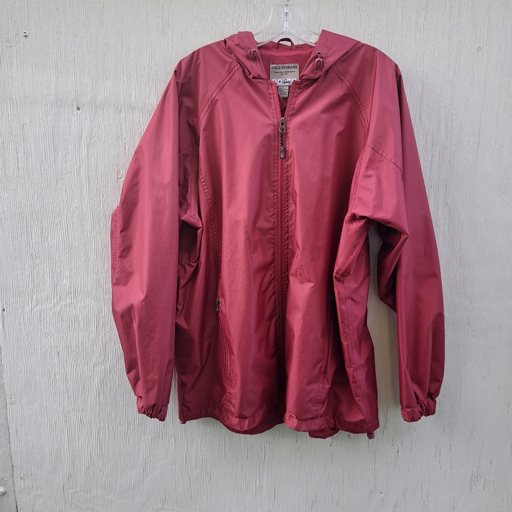 SALE. Mens Cold Storage windbreaker